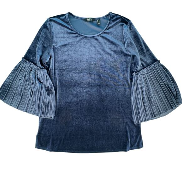Du Jour Elegant Blue Velvet Pleated Bell Sleeve Tunic Top Size Medium - Picture 7 of 16